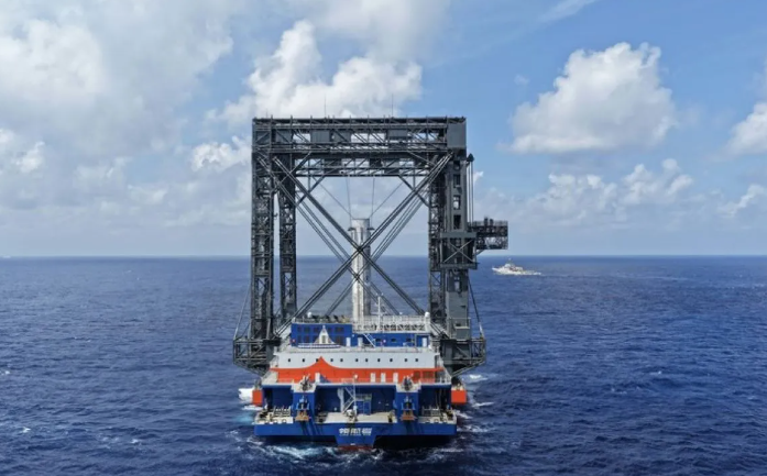 China Sukses Luncurkan Roket Long March-10B dari Wahana Antariksa